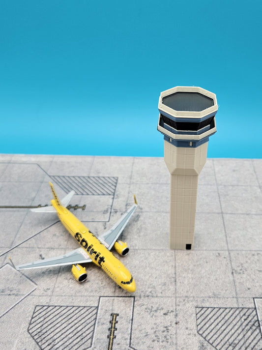 ATC Tower at Wittman Regional Airport (OSH)