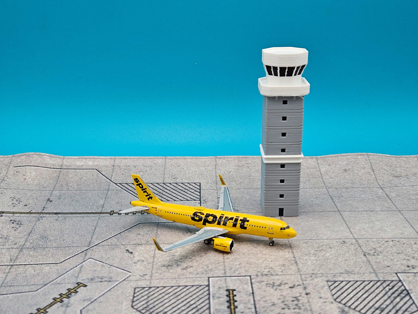 LCK – Rickenbacker International Airport ATC Tower