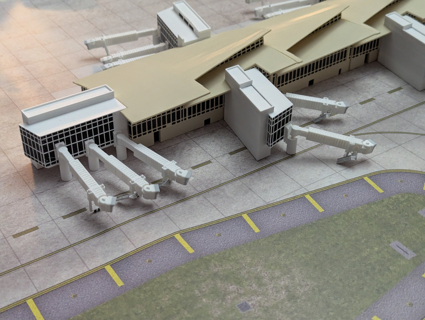 1:400 Scale LAX Tom Bradley International Terminal (TBIT)