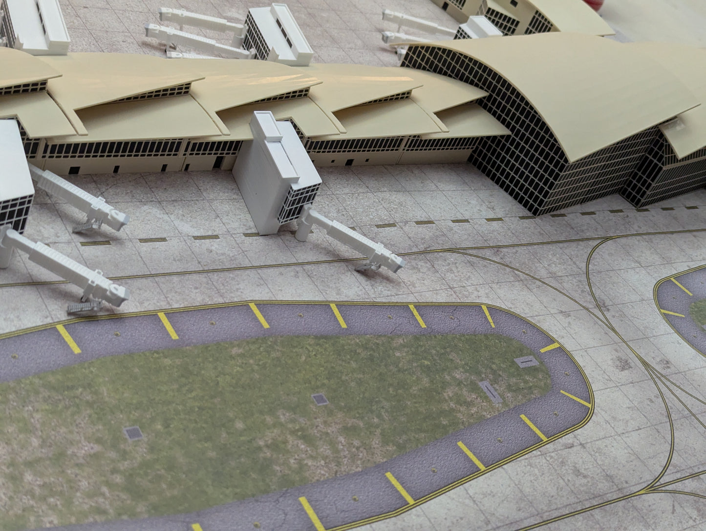 1:400 Scale LAX Tom Bradley International Terminal (TBIT)