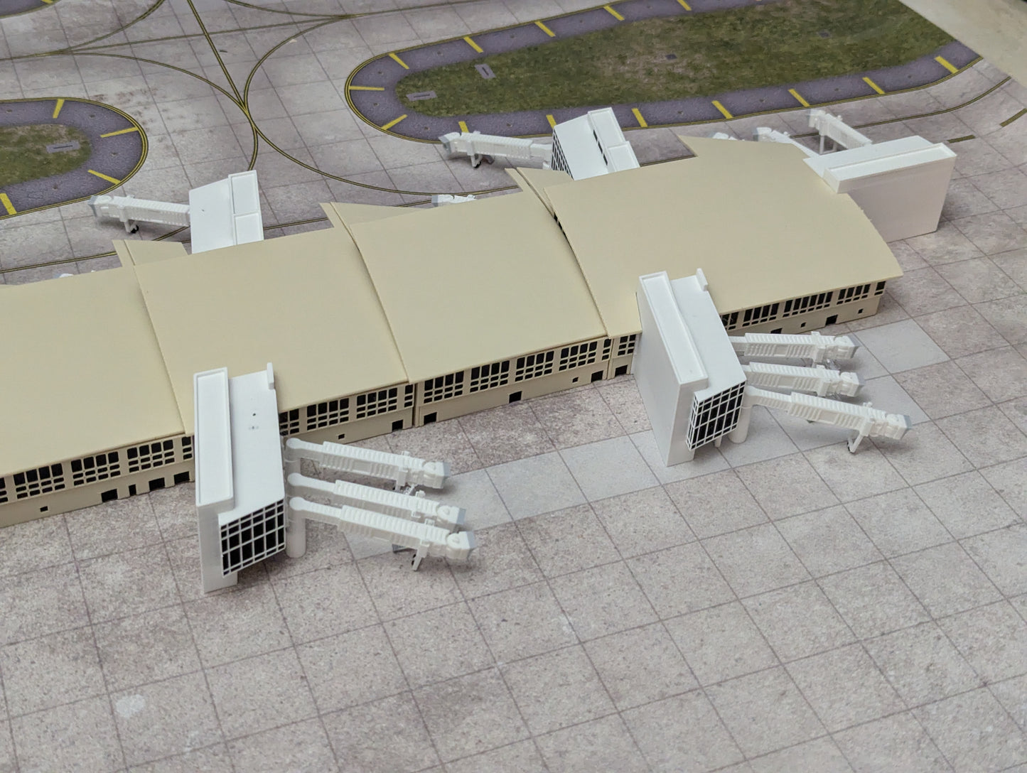 1:400 Scale LAX Tom Bradley International Terminal (TBIT)