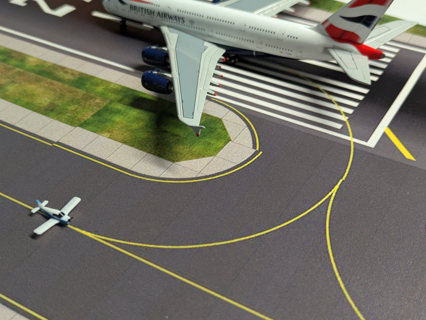 1:400 Piper PA-28 Cherokee 3 pack