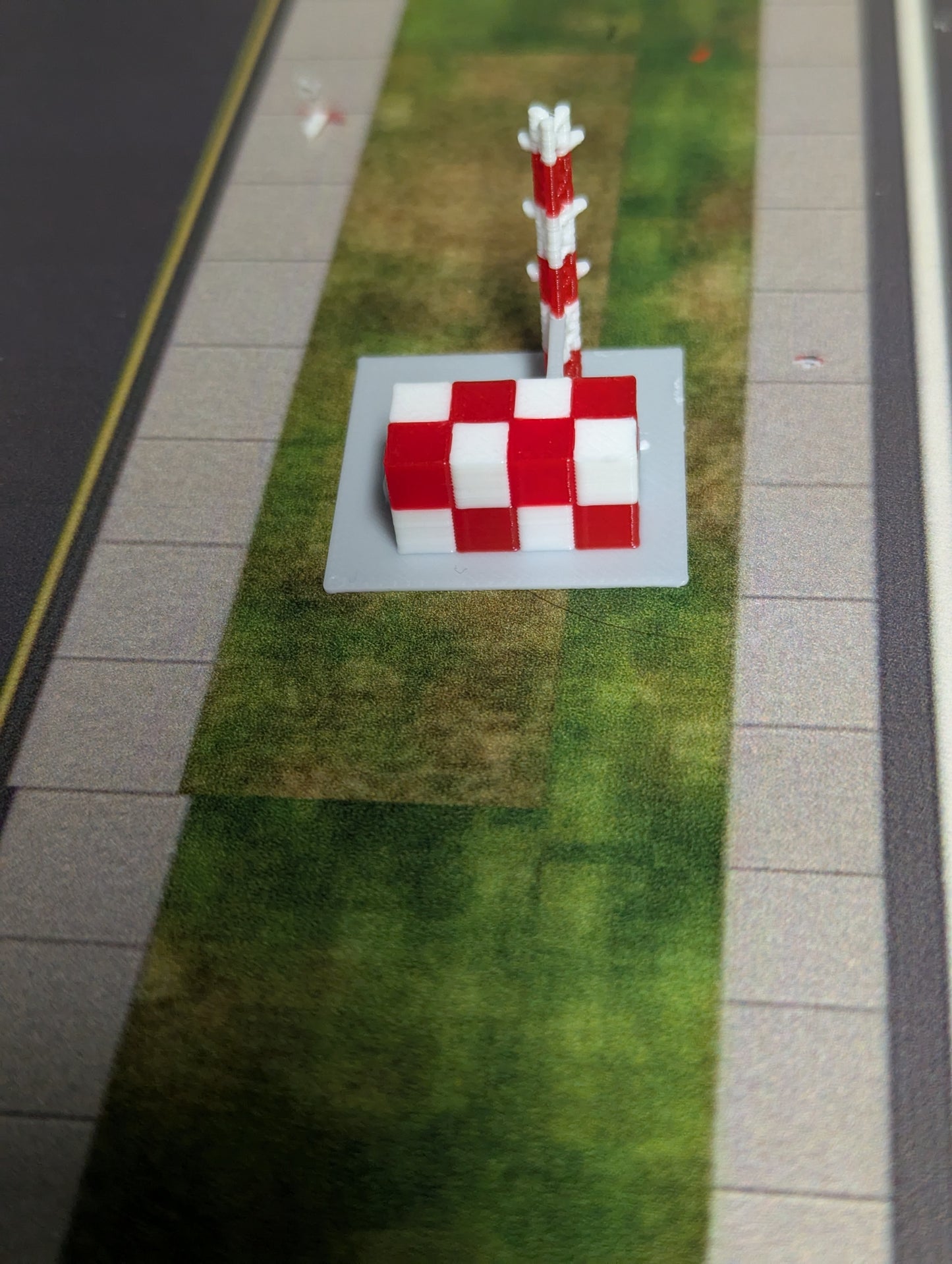ILS Glide Slope Transmitter Antenna 1:400