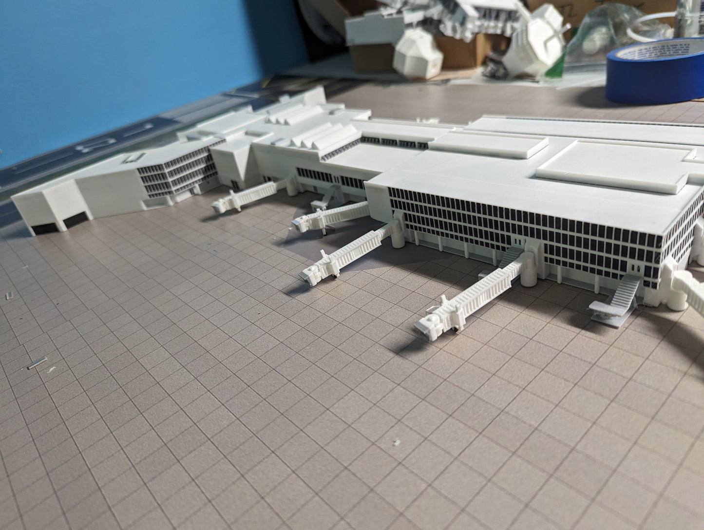 1:400 Scale LAX Terminal 1