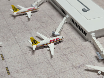 Larry Air Boeing 737-200 — 1:400 Scale 3D-Printed Model