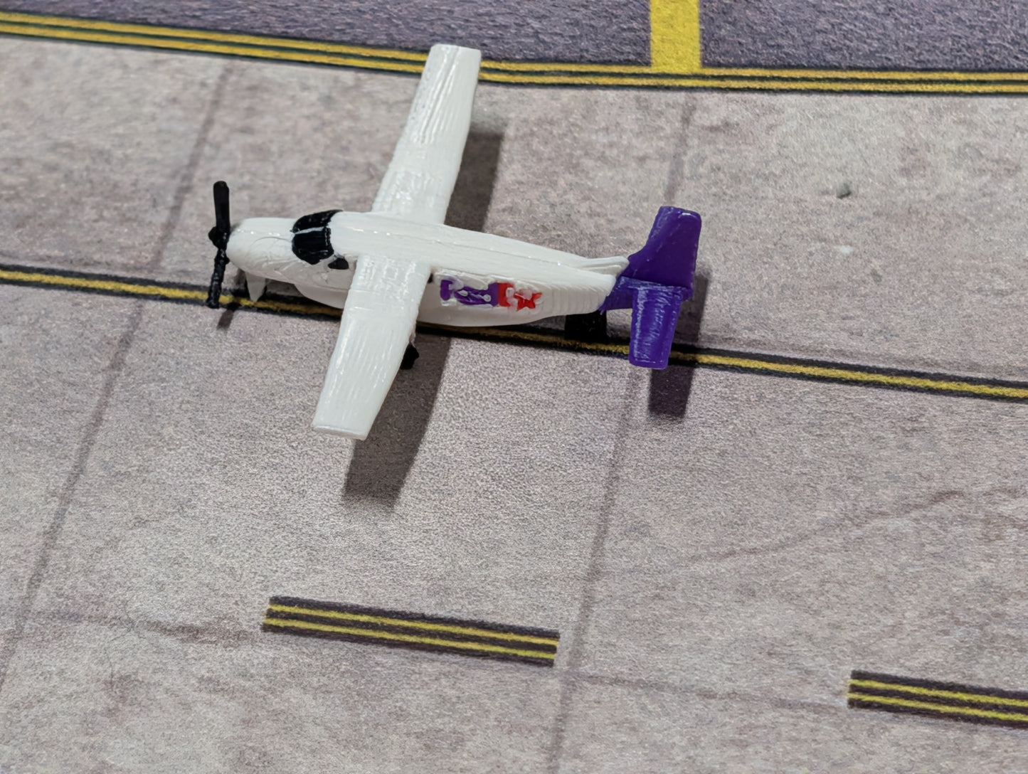1:400 FedEx Cessna 208 Caravan Single Pack