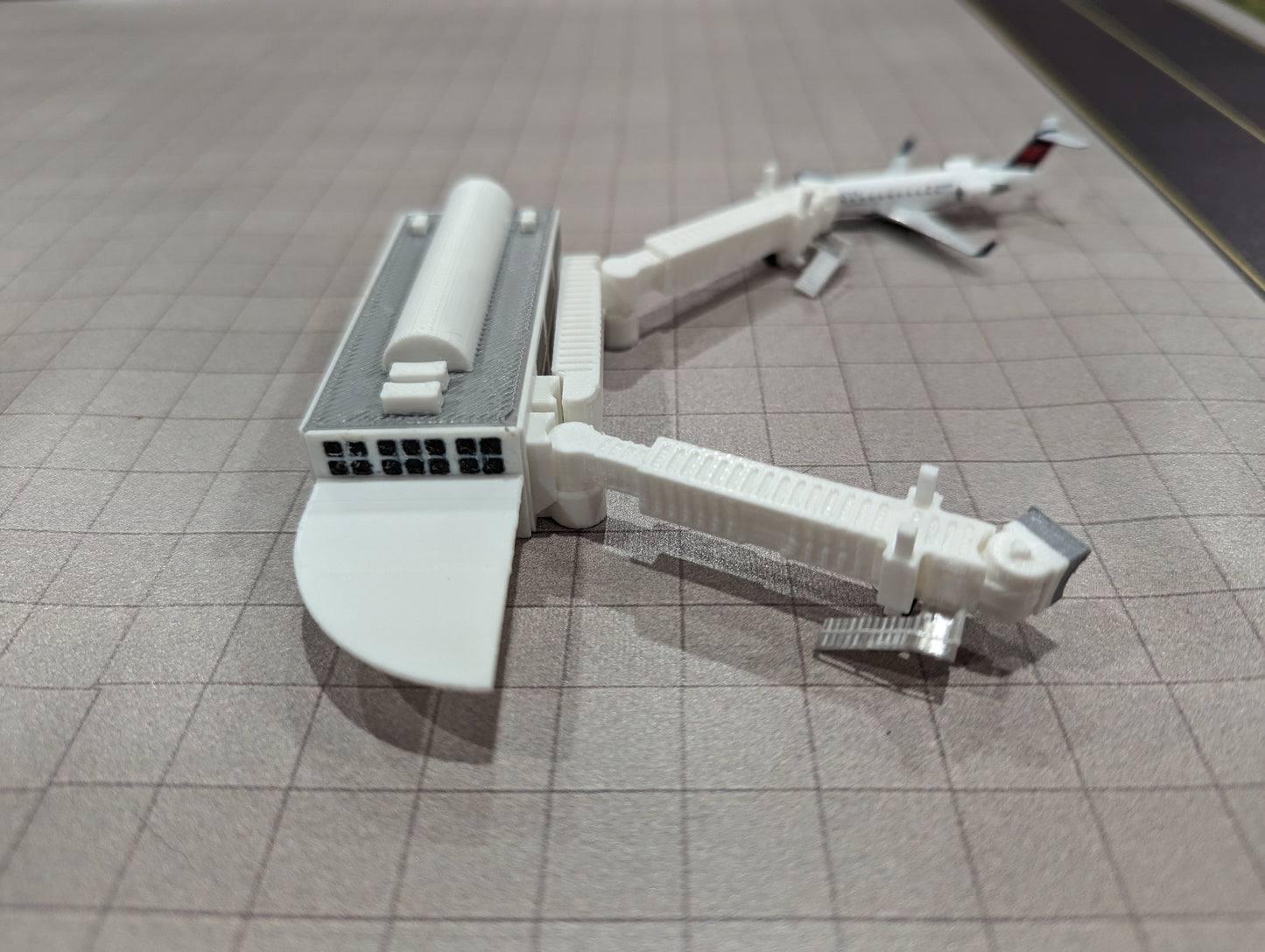 1:400 Scale LAX - Remote Terminal